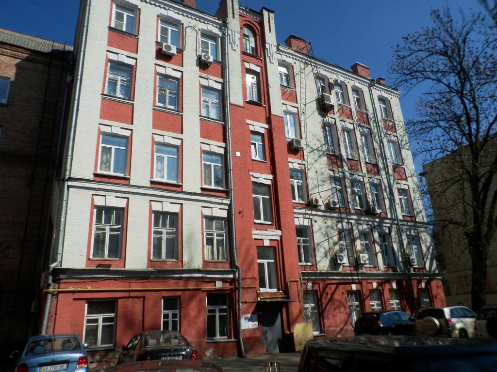 Yourhostel Kiev Exterior foto